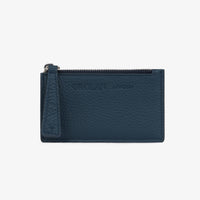 The Cardholder in Marine