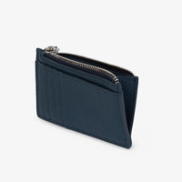 The Cardholder in Marine